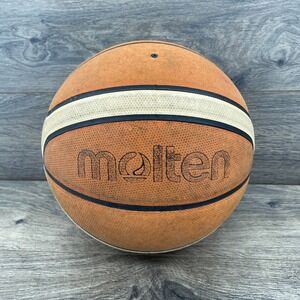 Molten Basketball GM7X Unisex Size 7 Orange Ivory FIBA Approved 12-Panel Design